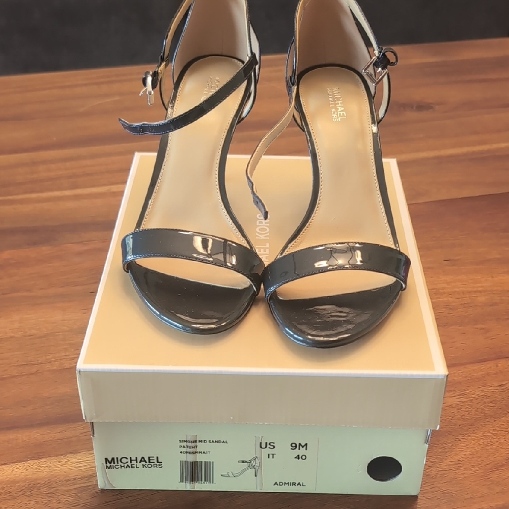 NWT Michael Kors Navy Patent Strappy Heels